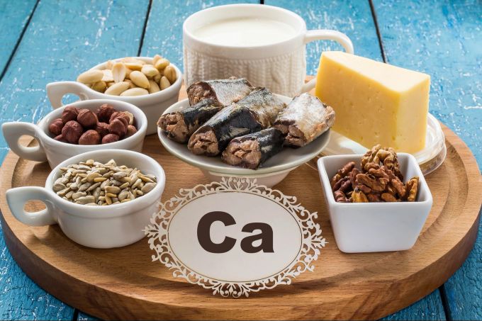 Kalzium ist vor allem für die Knochengesundheit wichtig. Kalzium