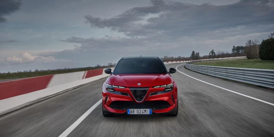 Bei Alfa Romeo hatte wohl niemand erwartet, dass die Modellbezeichnung rechtliche Konflikte auslösen könnte.