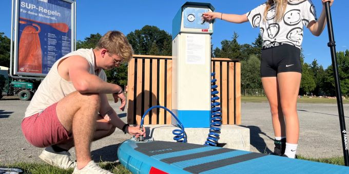 Pumpstelle für SUPs in der Badeanstalt Hirsgarten in Cham. SUP Cham