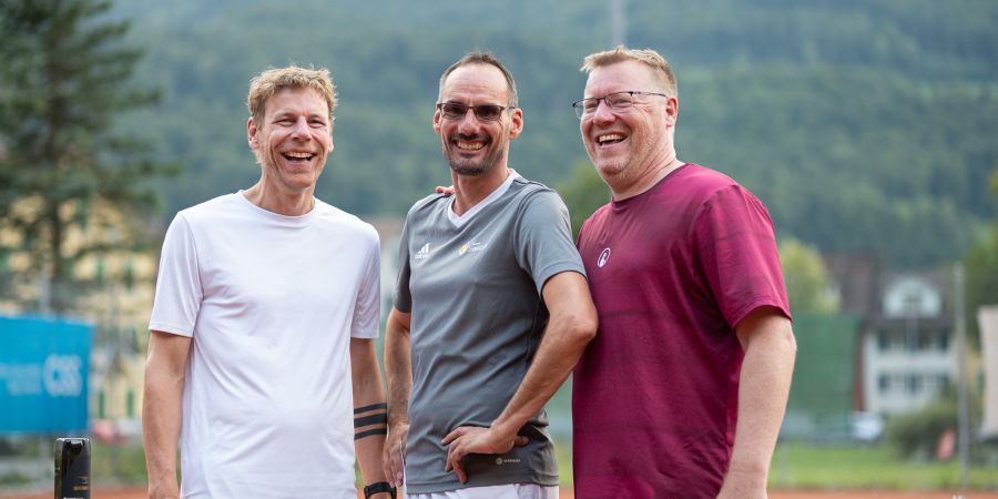 Glarus: Clubmeisterschaft bei 36 Grad – Bruderduell im Final.