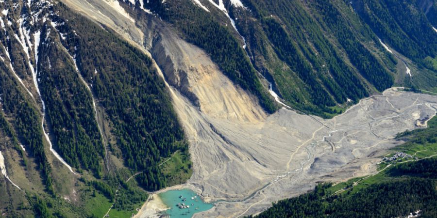 Am 28. Mai 2025 donnerten über neun Millionen Kubikmeter Fels und Eis vom
Birchgletscher ins Lötschental. (Archivbild)