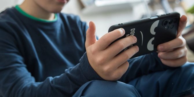 Jugendliche Internet