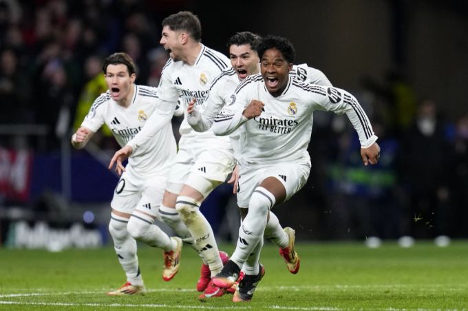 Muss gegen Stadtrivale bis ins Penaltyschiessen zittern, ist dann aber doch weiter: Titelverteidiger Real Madrid. Real Madrid