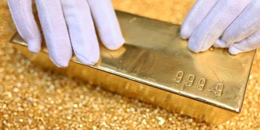 Rund 200 Tonnen Gold im Wert von fast 15 Milliarden Schweizer Franken besitzen Schweizer Bürgerinnen und Bürger.
