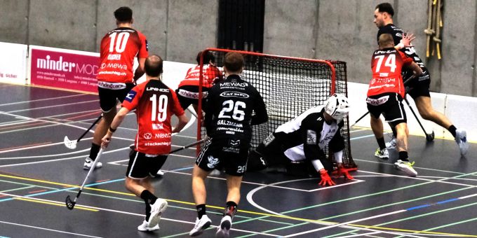 Trotz einer 3:1-Führung verliert ULA gegen den UHC Grünenmatt am 23. November 2025 das Emmental-Oberaargau-Derby mit 6:5 nach Verlängerung. Unihockey Langenthal Aarwangen