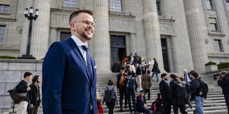 Benjamin Gautschi, GLP-Vorstand der Stadt Zürich, kritisiert das Vorgehen seiner eigenen Partei: «Wenn Sanija Ameti ausgeschlossen wird, könnt ihr mich auch ausschliessen.»