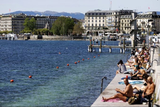 Das warme Wetter zeiht viele Menschen nach draussen. Wetter