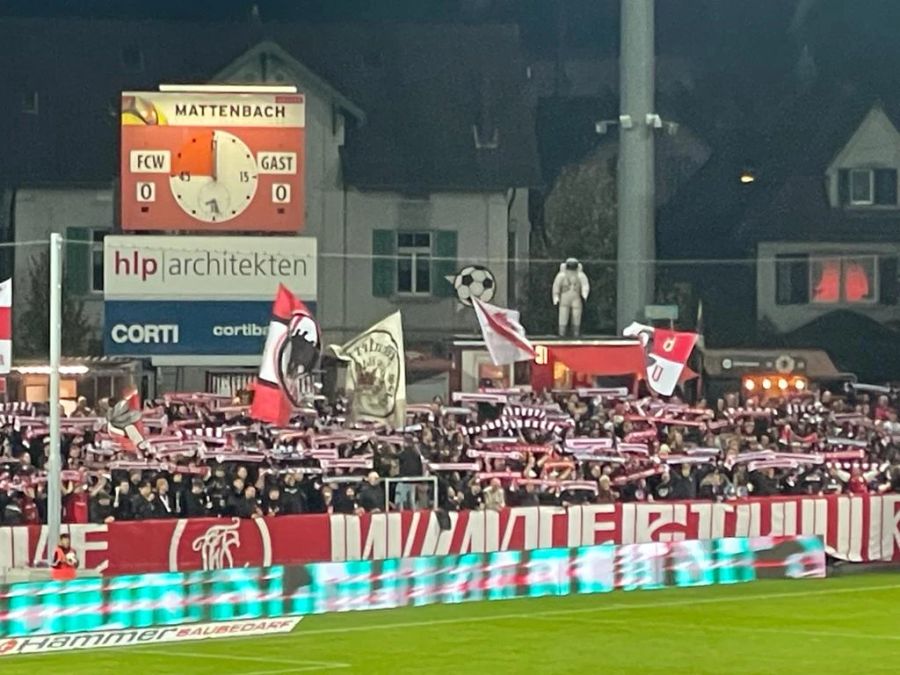 Die Winterthur-Fans feuern den Aufsteiger lautstark an.