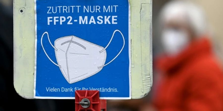 Hinweis auf Maskenpflicht