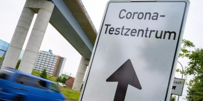 Ab dem 11. Oktober sind Corona-Schnelltests nicht mehr kostenlos. Nur für Schwangere und Kinder unter 12 wird es Übergangsregeln geben. Foto: Stefan Sauer/dpa Ab dem 11. Oktober sind Corona-Schnelltests nicht mehr kostenlos. Nur für Schwangere und Kinder unter 12 wird es Übergangsregeln geben. Foto: Stefan Sauer/dpa