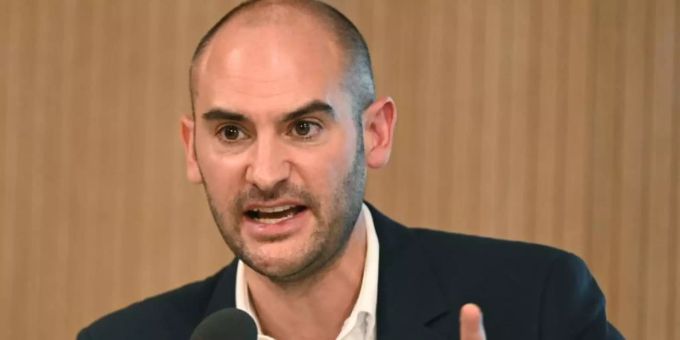 Baden-Württembergs Finanzminister Danyal Bayaz von Bündnis 90/Die Grünen. Foto: Bernd Weissbrod/dpa Baden-Württembergs Finanzminister Danyal Bayaz von Bündnis 90/Die Grünen. Foto: Bernd Weissbrod/dpa