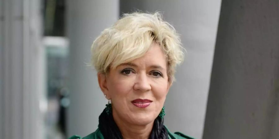 Petra Reski auf der Frankfurter Buchmesse 2015. Foto: Jens Kalaene/dpa-Zentralbild/dpa