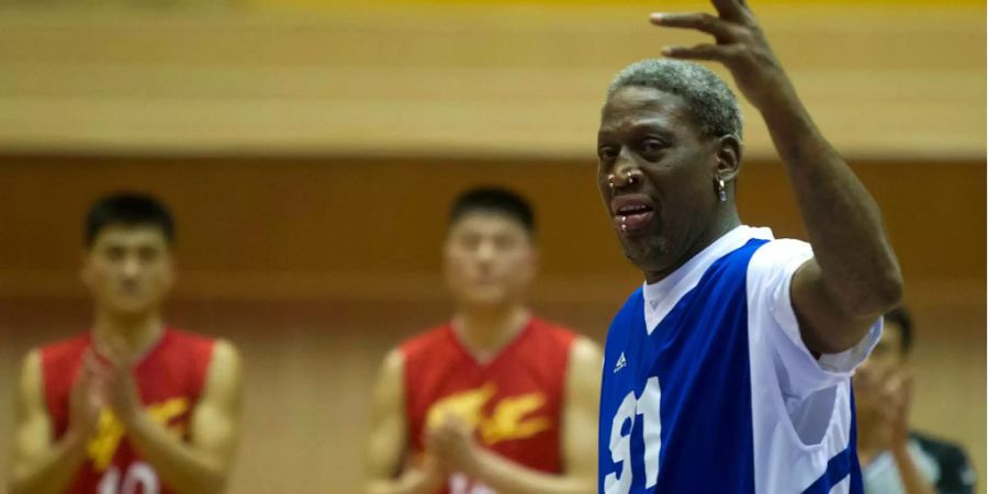 Dennis Rodman trainierte gleich selbst mit.