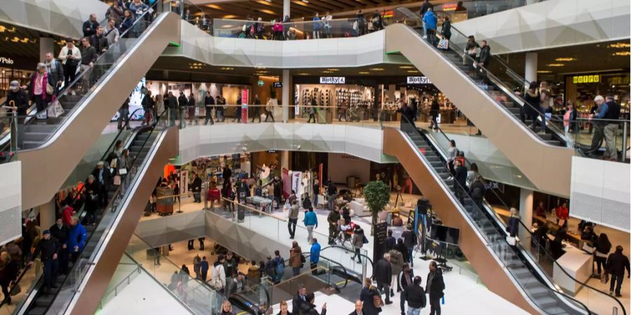 Die «Mall of Switzerland» im luzernischen Ebikon. Sie kämpft seit der Eröffnung gegen mangelnde Kundschaft und Leerstand.