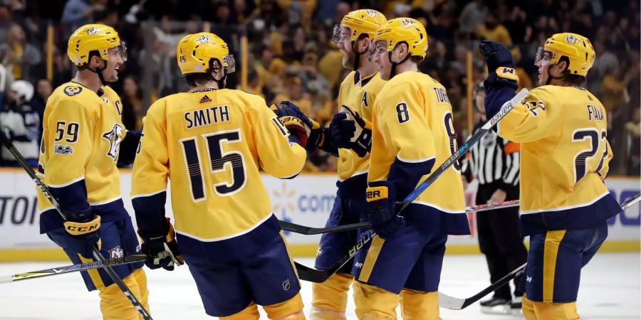 Nashville im Hoch: Die Predators mit Roman Josi (links) und Kevin Fiala (rechts).