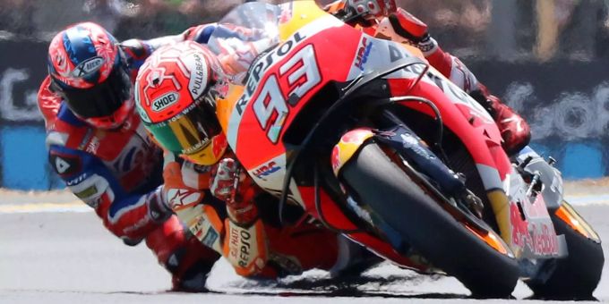 Der Spanier Marquez gewinnt in Assen. Der Spanier Marquez gewinnt in Assen.