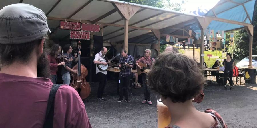 Die Luzerner Country-Band spielt Freitag und Samstag auf dem Festival-Gelände.