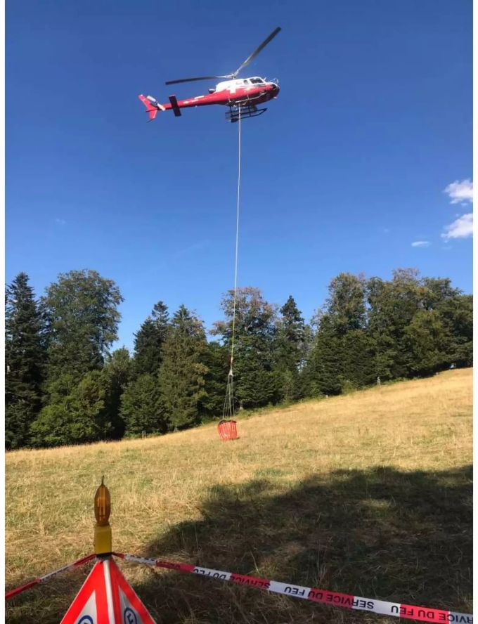 Ein Löschhelikopter war im Einsatz. Ein Löschhelikopter war im Einsatz.