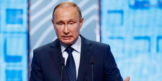 Das russische Staatsoberhaupt Wladimir Putin bei einer Rede. Das russische Staatsoberhaupt Wladimir Putin bei einer Rede.