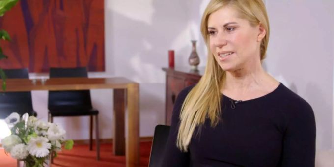 Denise Biellmann spricht in der SRF-Dok «Geboren am ...». Denise Biellmann spricht in der SRF-Dok «Geboren am ...».