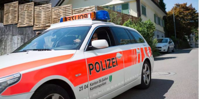 In Gommiswald SG ist ein Häftling entflohen. In Gommiswald SG ist ein Häftling entflohen.