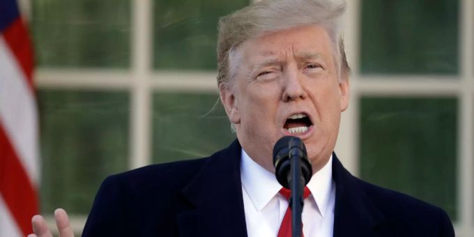 USA Nato Streit: Trump setzt seine Verbundnispartner unter Druck. Donald Trump USA Nato