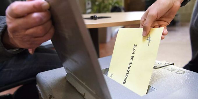 Bei den Walliser Kommunalwahlen vom Sonntag ist die SVP in die Exekutiven von zwei weiteren Städten eingezogen (Symbolbild). wahlunterlagen