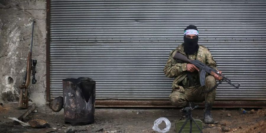 Ein Kämpfer in Syrien.