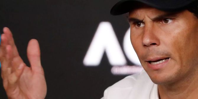 Rafael Nadal hält eine Pressekonferenz nach den Australien Open.