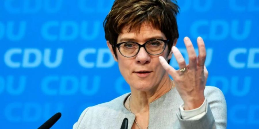 Kramp-Karrenbauer Ende Januar in Berlin