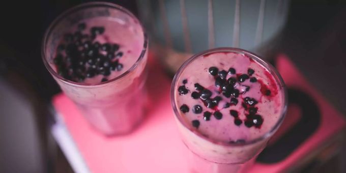 Bis zu 7 Würfelzucker stecken in einem Fruchtjoghurt. Bis zu 7 Würfelzucker stecken in einem Fruchtjoghurt.