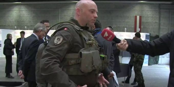 Armee-Einkaufsliste - Das ist alles an der neuen Uniform dran