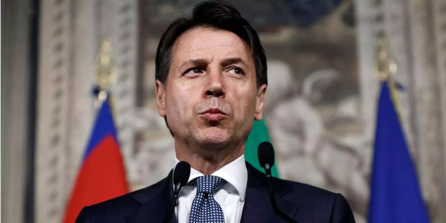 Auch Ministerpräsident Giuseppe Conte hat seinen Eid abgelegt.