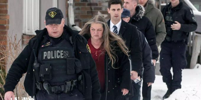 Polizei entdeckt sechs Leichen in Toronto. Polizei entdeckt sechs Leichen in Toronto.