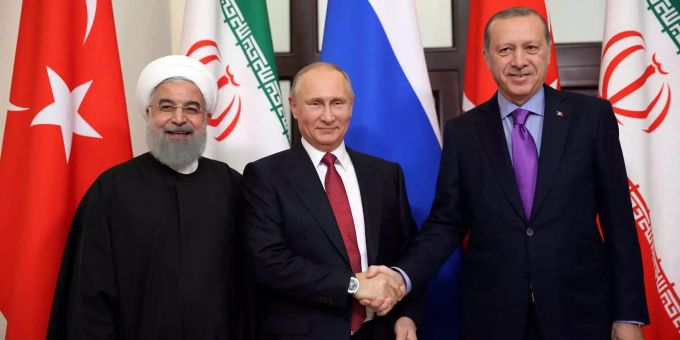 Ein erneutes Gipfeltreffen zwischen Ruhani, Putin und Erdogan soll in Istanbul stattfinden. Ein erneutes Gipfeltreffen zwischen Ruhani, Putin und Erdogan soll in Istanbul stattfinden.