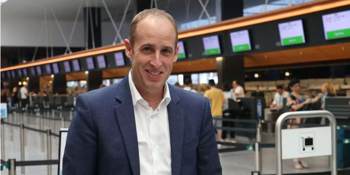 Fliegen ohne Benzin? - Flughafen-CEO aus Zürich zum 70-Jahr-Jubiläum
