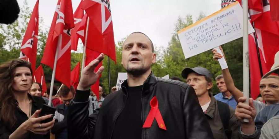 Russische Demonstranten bei einem Protest gegen die Rentenreform in Moskau.