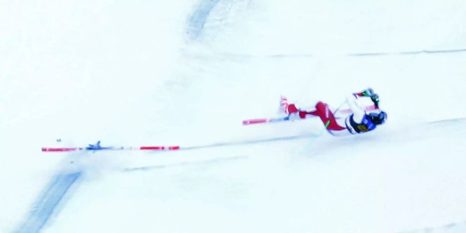 Marc Gisin stürzte gestern in der Abfahrt in Gröden schwer.