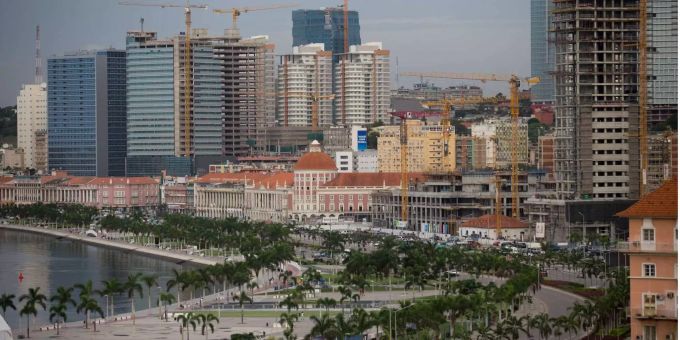 Bei Zugunglück - Mindestens 18 Tote in Angola