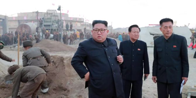 Kim Jong Un besucht Resort Baustelle.