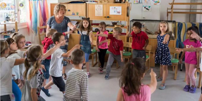 Ein Kindergarten im Schulhaus Steinfeld, Aargau. Ein Kindergarten im Schulhaus Steinfeld, Aargau.