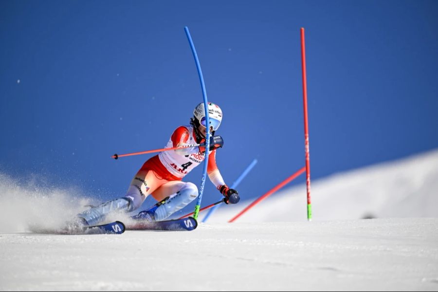 Michelle Gisin Mikaela Shiffrin