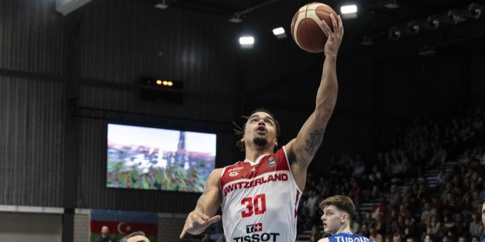 Die Schweizer Basketballer gewinnen erneut (Archivbild). Schweiz Basketball