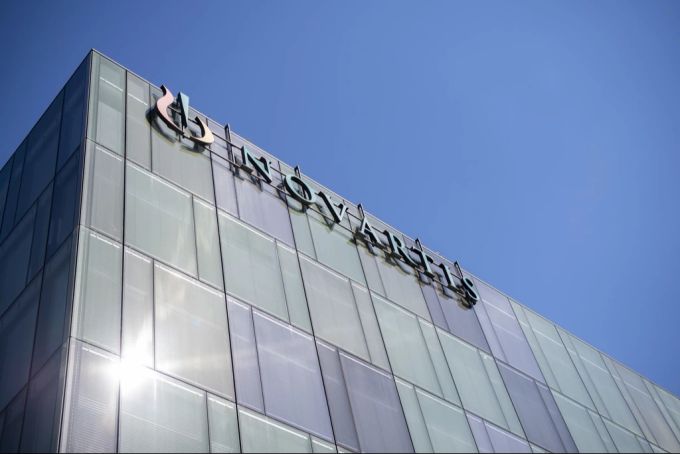 Der Pharmakonzern Novartis betrachtet seine Millionenzahlung als «freiwillig und ausnahmsweise». (Archivbild) Novartis Opfer Hauptsitz Gebäude