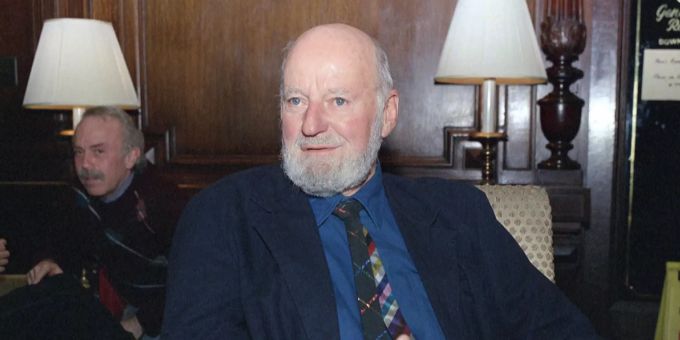 Der Beat Generation-Schriftsteller Lawrence Ferlinghetti im Jahr 1988 lawrence ferlinghetti beat generation