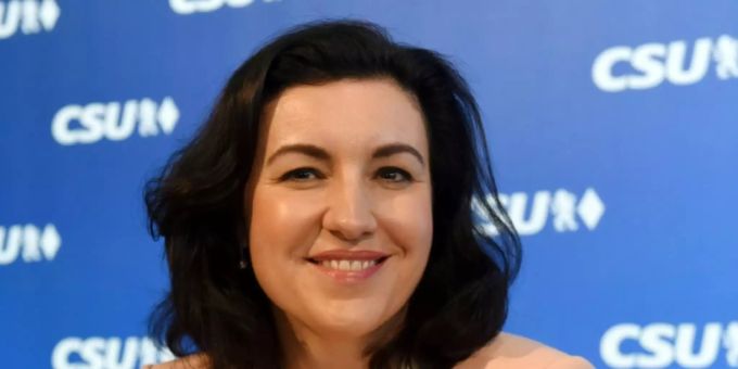 Staatsministerin Dorothee Bär (CSU) Staatsministerin Dorothee Bär (CSU)