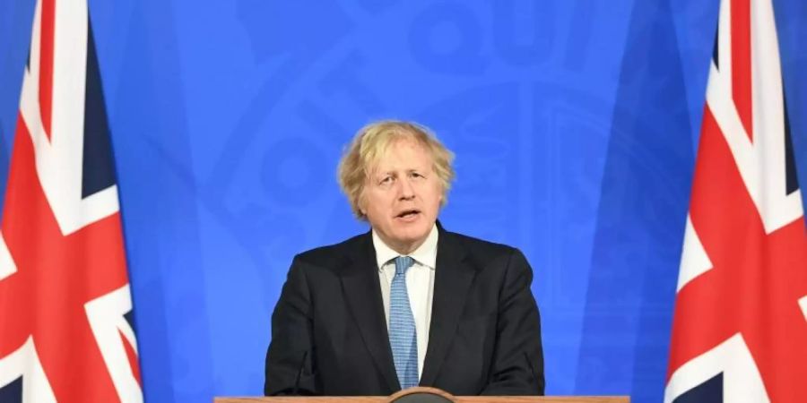 Der britische Premierminister Boris Johnson spricht bei einem Briefing zur Corona-Lage. Foto: Stefan Rousseau/PA Wire/dpa