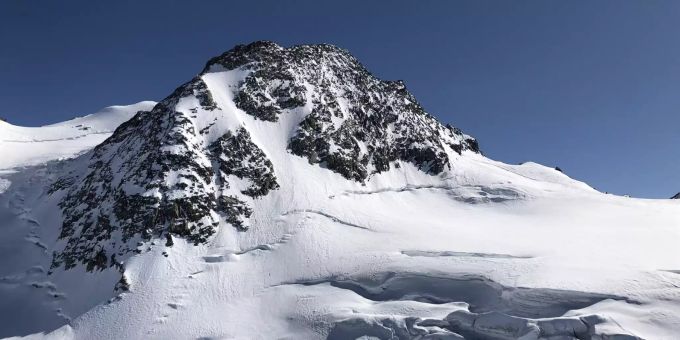 Am Piz Glüschaint GR - Skitourengänger (†43) stürzt in den Tod