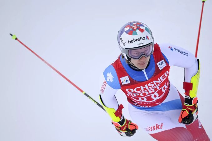 Marco Odermatt reagiert nach dem ersten Durchgang beim Riesenslalom-Finale in Lenzerheide. Marco Odermatt Riesenslalom Lenzerheide