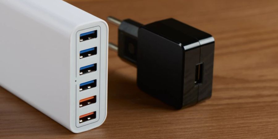 Fast Charger Schnelllade-Adapter Tisch Mehrfachstecker USB